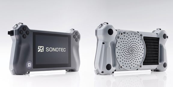 SONASCREEN Handheld-Device with a large display and 176 microphone beamforming array