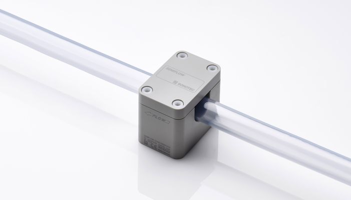 Ultrasonic Clamp-On Flow Sensor SEMIFLOW CO.65